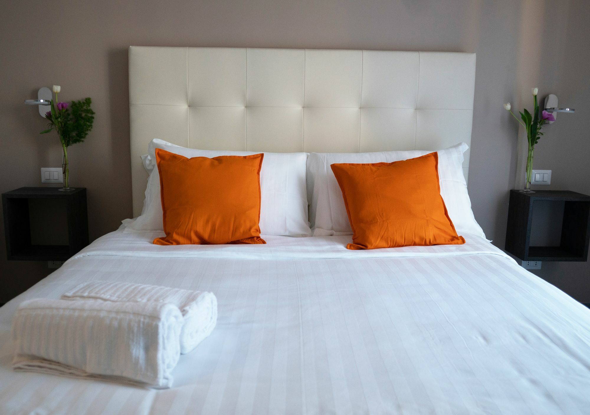 Piazza Bologna Little Bed & Breakfast