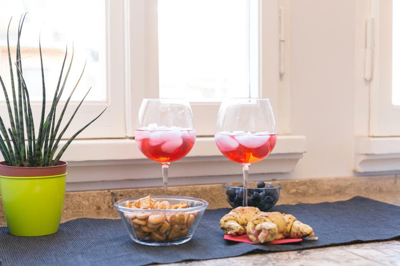 Piazza Bologna Little Bed & Breakfast Roma