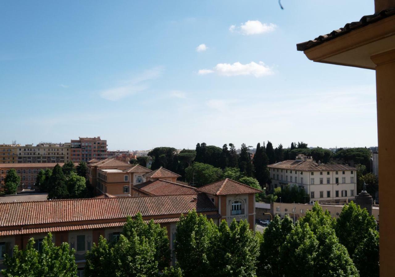 Piazza Bologna Little Bed & Breakfast Roma